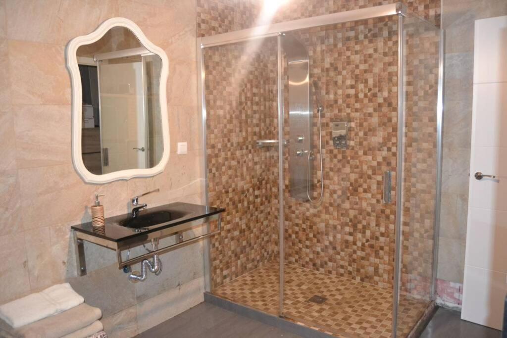 Apartamentos Nayda Gran Casa Con Piscina Mérida Buitenkant foto